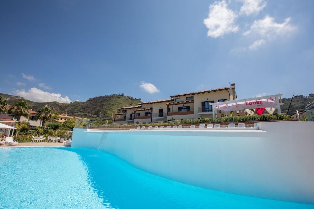 Sentido Michelizia Tropea Resort 외부 사진