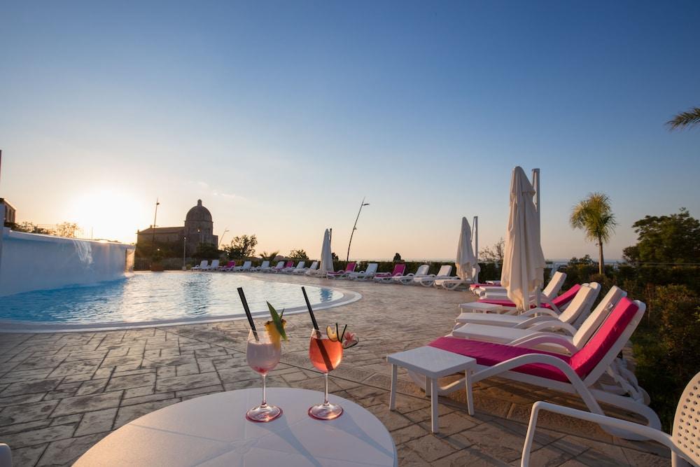 Sentido Michelizia Tropea Resort 외부 사진