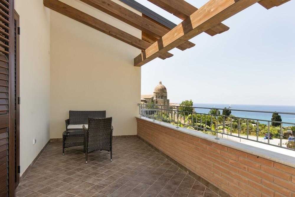 Sentido Michelizia Tropea Resort 외부 사진