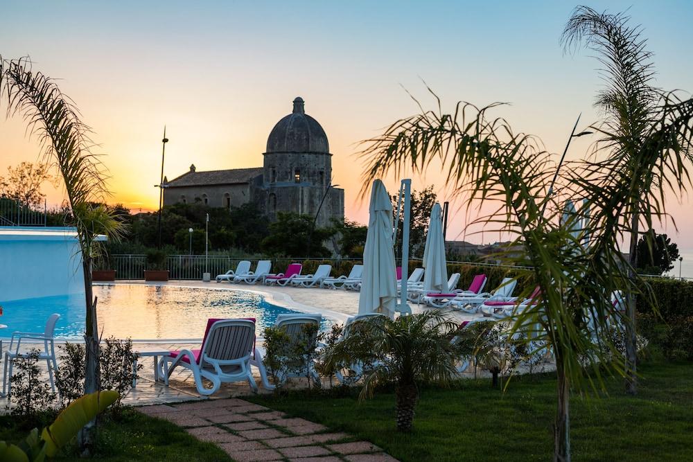 Sentido Michelizia Tropea Resort 외부 사진