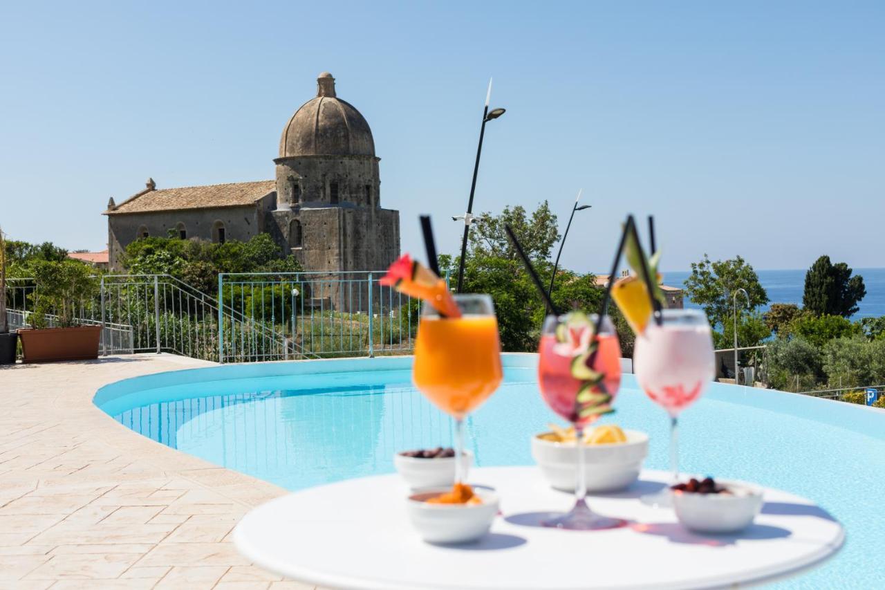Sentido Michelizia Tropea Resort 외부 사진
